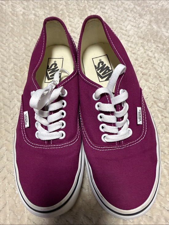 Vans Shoes - Vans Low Top Sneakers in Magenta with White Laces